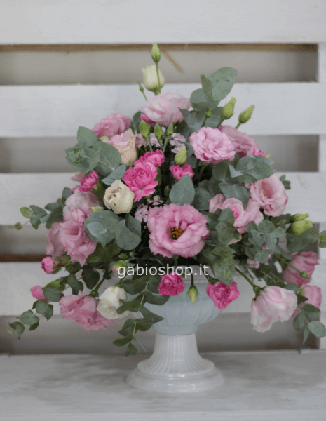 Centrotavola  con fiori freschi in spugna